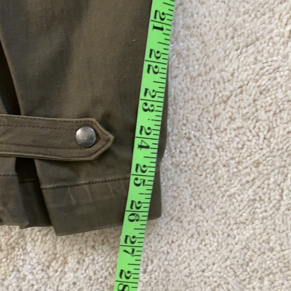 Express cargo pants army green NWOT size 2 - Picture 8 of 8